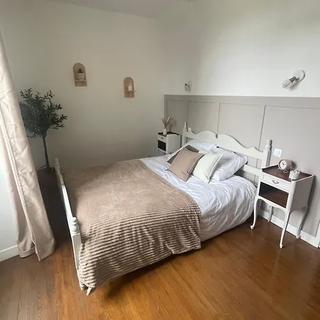 Dom wakacyjny Le Petit Manoir Avec Piscine Privee Le Bugue
