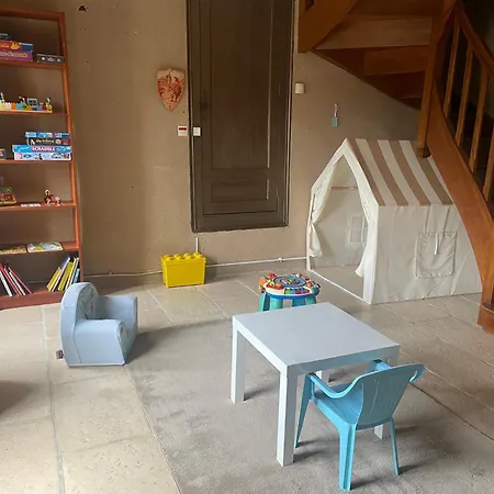 Dom wakacyjny Le Petit Manoir Avec Piscine Privee Le Bugue